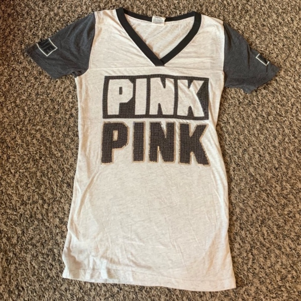 VS Pink Tee